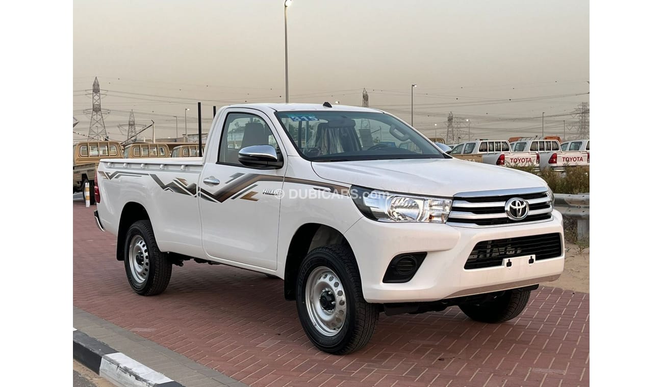 تويوتا هيلوكس HILUX SC 2.7L 4X4