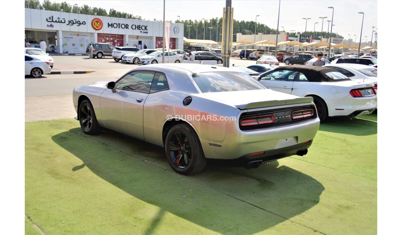 Dodge Challenger V6 SXT 3.6L