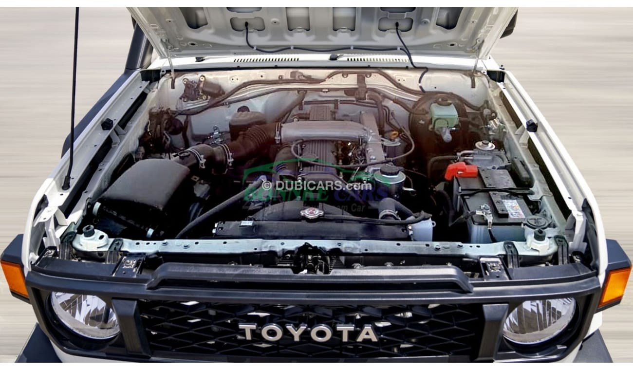 تويوتا لاند كروزر هارد توب Toyota Land Cruiser LC76 Hardtop 5Doors 4.2L Diesel Manual Transmission RHD