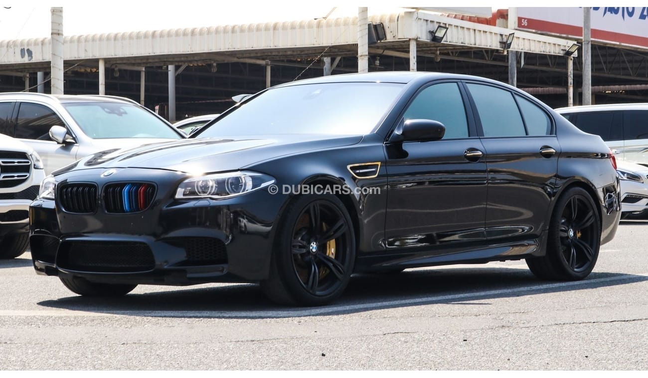 BMW M5 BLACK EDITION