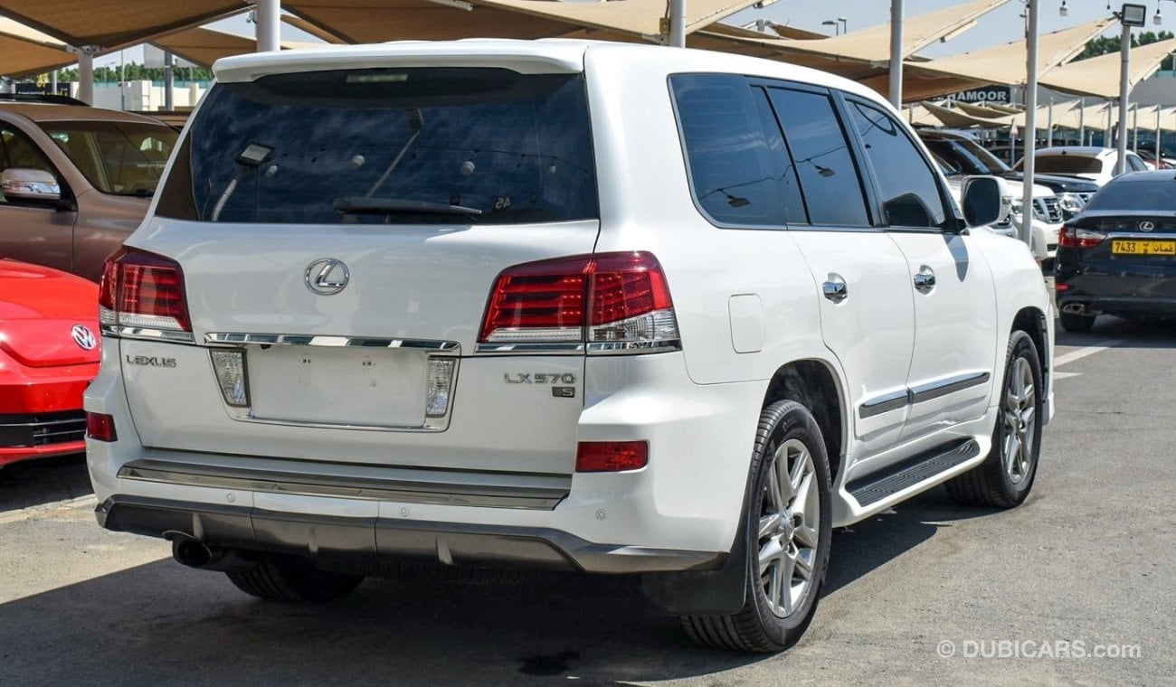 Lexus LX570 S