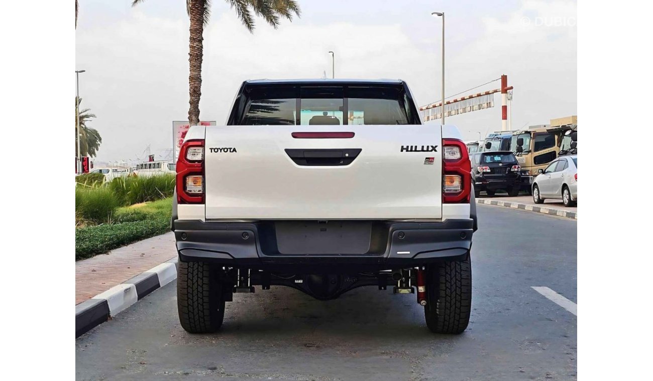 Toyota Hilux GR SPORT / 4.0L V6 / DRIVER POWER SEAT WITH ROLL BAR / "4" CAMERAS (CODE # HPGRV6AF)