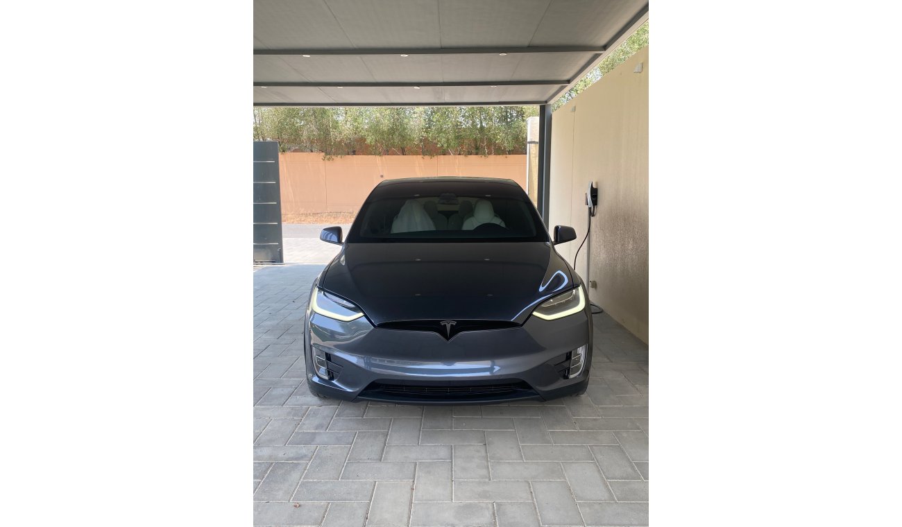 Tesla Model X P100D performance