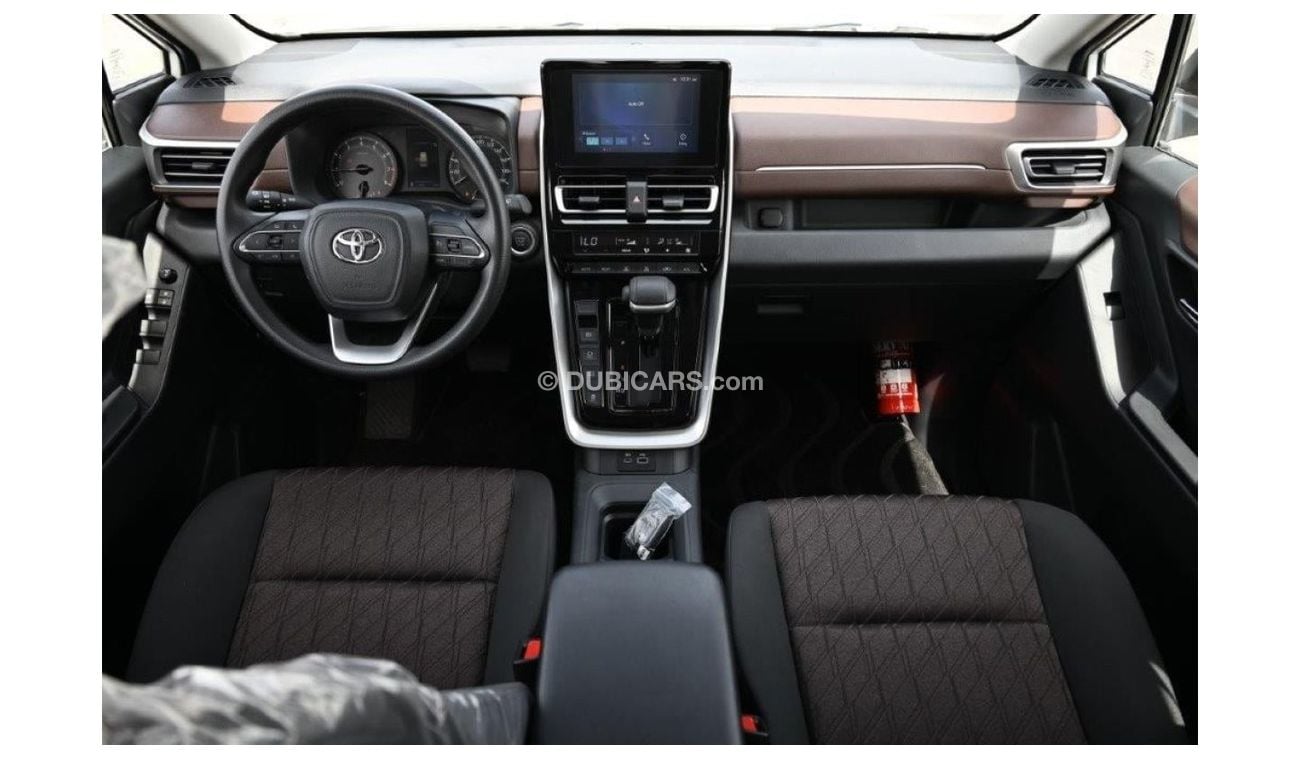 Toyota Innova 2.0L 8 SEATER AUTOMATIC