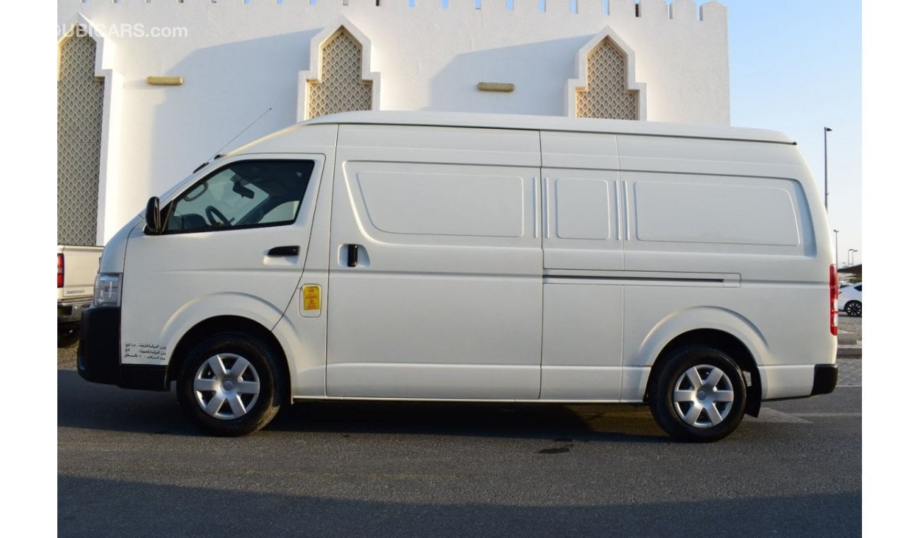 Toyota Hiace GLS - High Roof Toyota Hiace Highroof Van 2.7 ltr, model:2021. Excellent condition