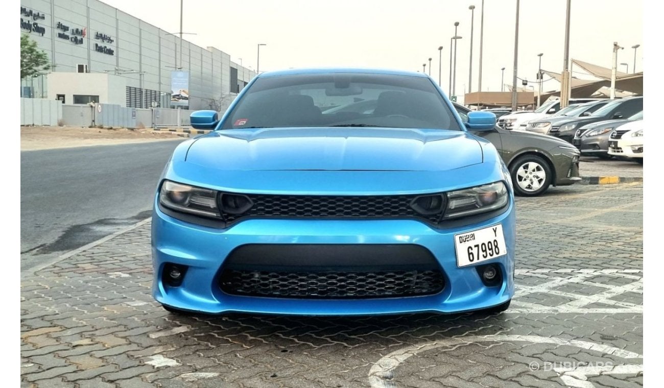 Dodge Charger DODGE CHARGER  2015 VERY CLEAN