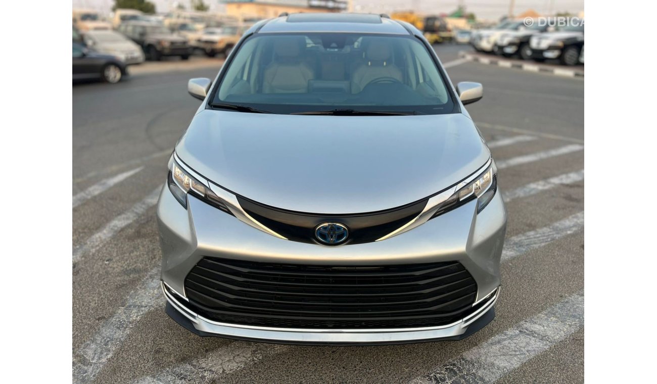 Toyota Sienna 2021 Toyota Sienna, Xle Hybrid + Sunroof + Leather & Electric Seats + Push Start + Doors Open Close 