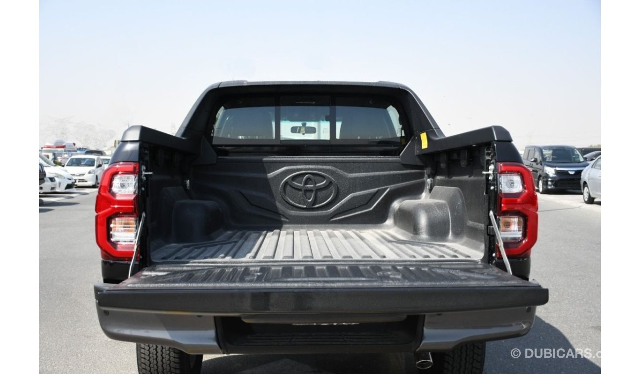 تويوتا هيلوكس 2024 Toyota Hilux 4.0L Adventure V6 wireless Charger