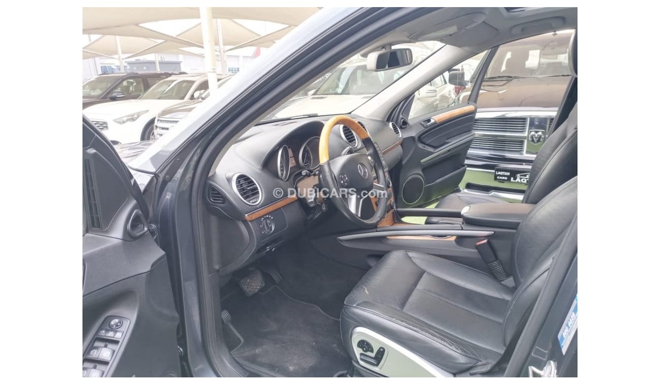 Mercedes-Benz GL 500 Mercedes GL 500, 2010 model, Gulf, panoramic, cruise control, leather, fingerprint, rear spoiler, al