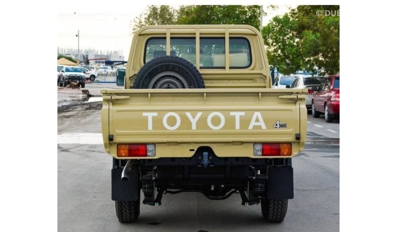 تويوتا لاند كروزر بيك آب TOYOTA LAND CRUISER PICK UP SINGLE CABIN