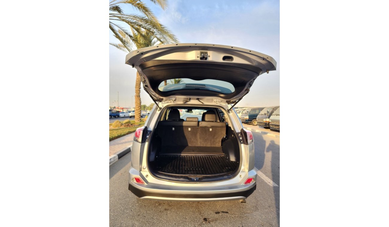 تويوتا راف ٤ TOYOTA RAV4 Hybrid