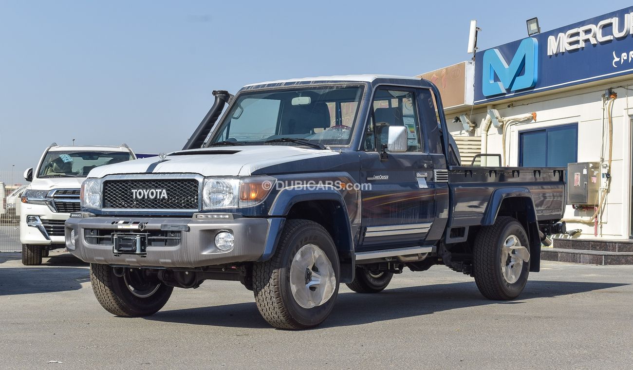 Toyota Land Cruiser Pick Up LX V8 4.5L