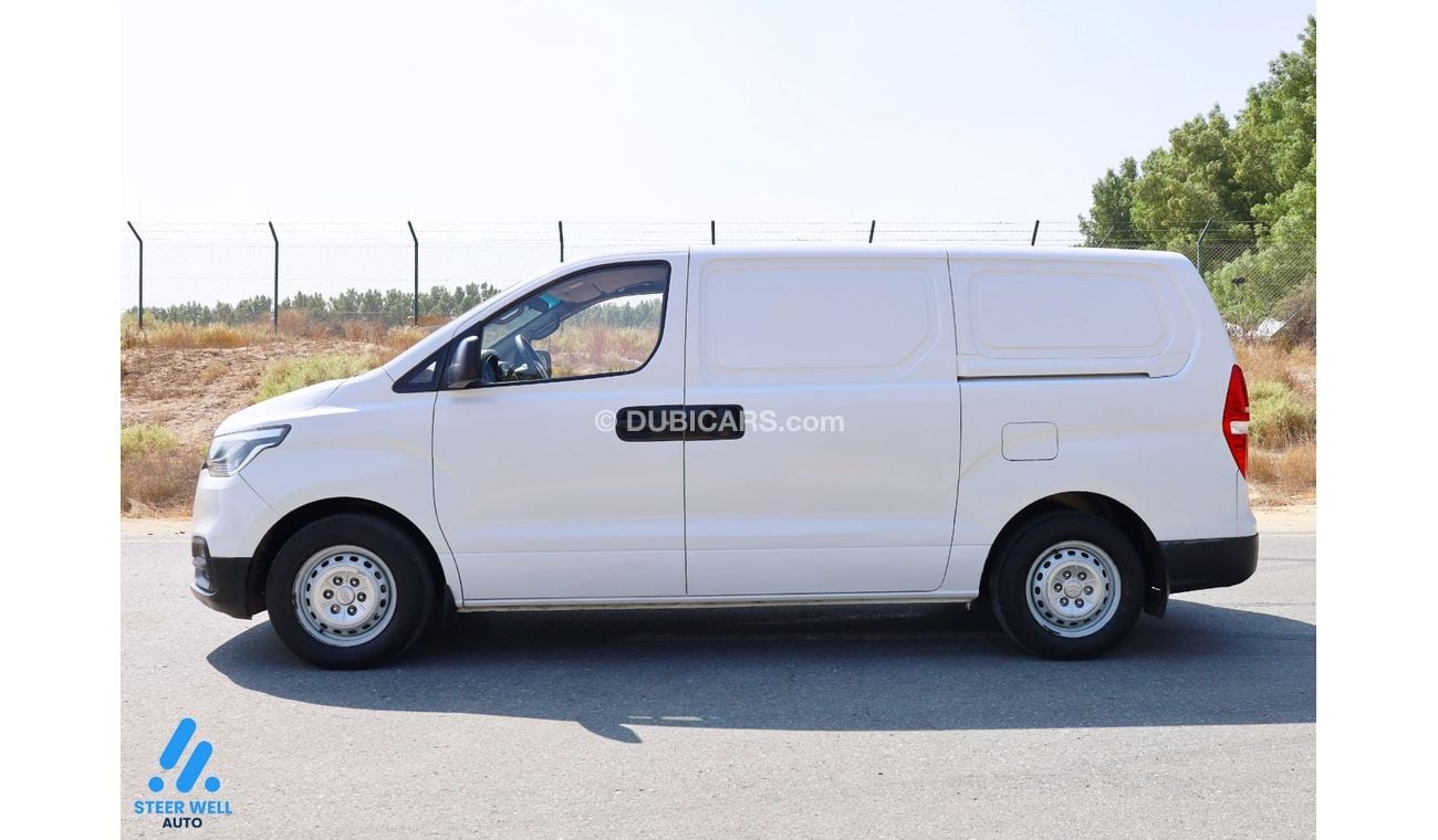 هيونداي H-1 Std 2019 Cargo Van 2.5L RWD / Diesel M/T / Like New Condition / Bulk Deals / Lowest Price / Book Now