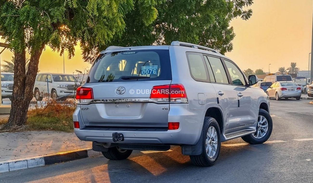 Toyota Land Cruiser EXR 2016 | Perfect Condition | GCC