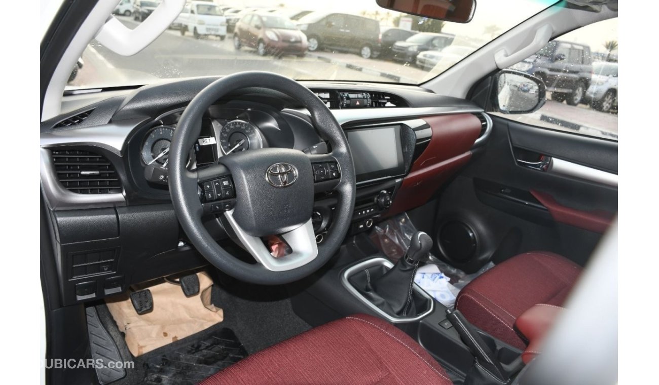 Toyota Hilux 2.7L MT 4x4 full option (Oman spce)