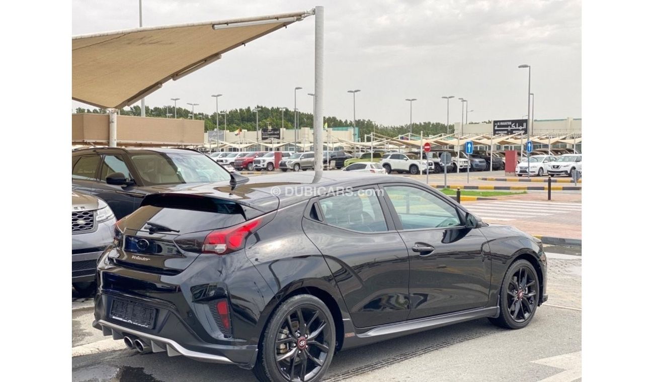 Hyundai Veloster Turbo