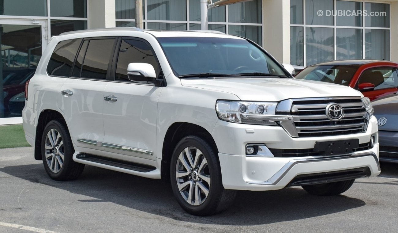 Toyota Land Cruiser VXR V8