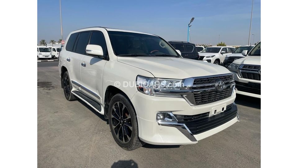 Used Toyota Land Cruiser VXR 2015 for sale in Dubai - 697138