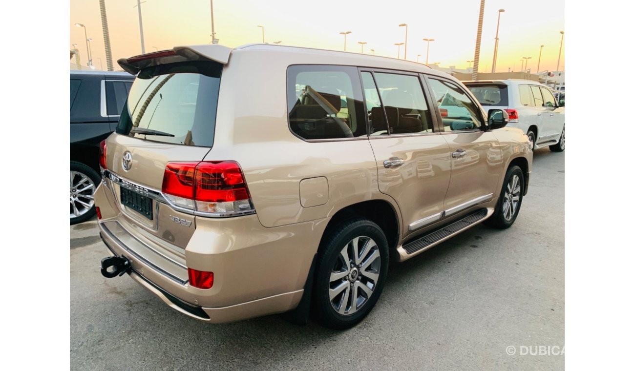 Toyota Land Cruiser VXR