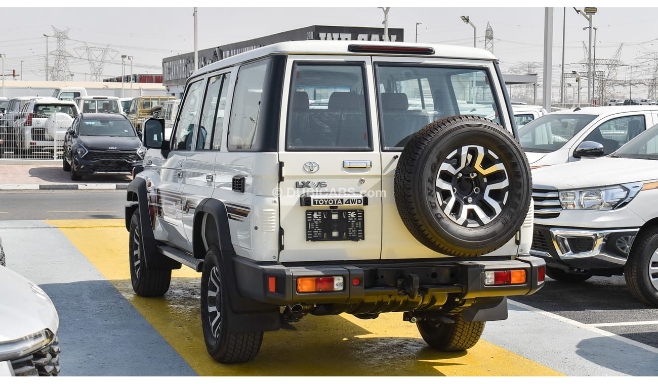 Toyota Land Cruiser Hard Top 4.0L V6 A/T