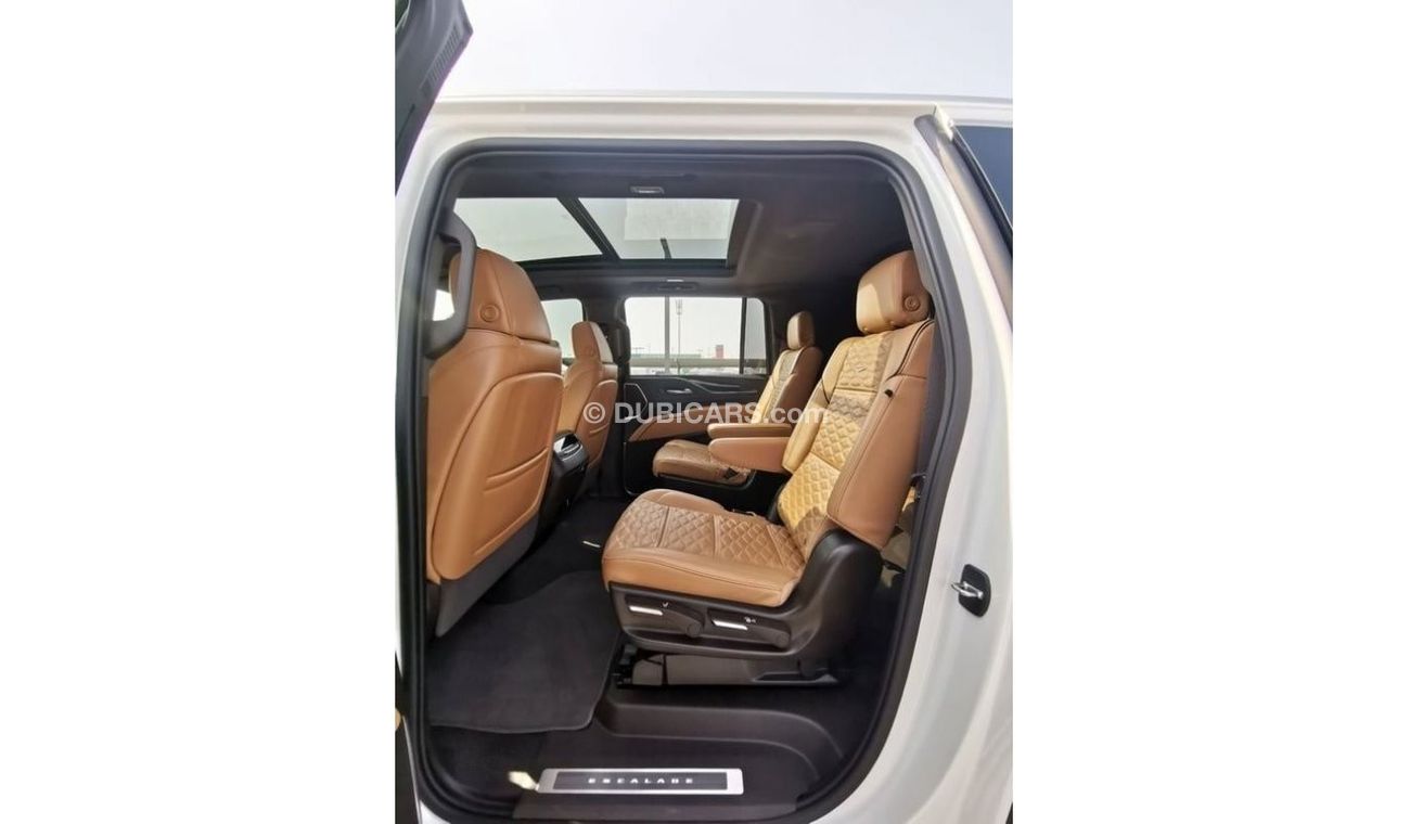 Cadillac Escalade Cadillac Escalade Platinum  - 2023 - White