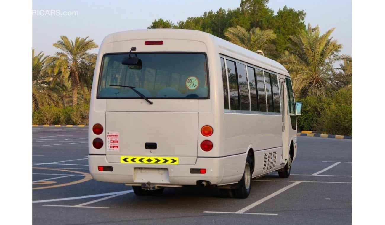 ميتسوبيشي روزا 2016 FUSO BUS DIESEL M/T | 34 SEATS - LOW MILEAGE - GCC SPECS - EXCELLENT CONDITION