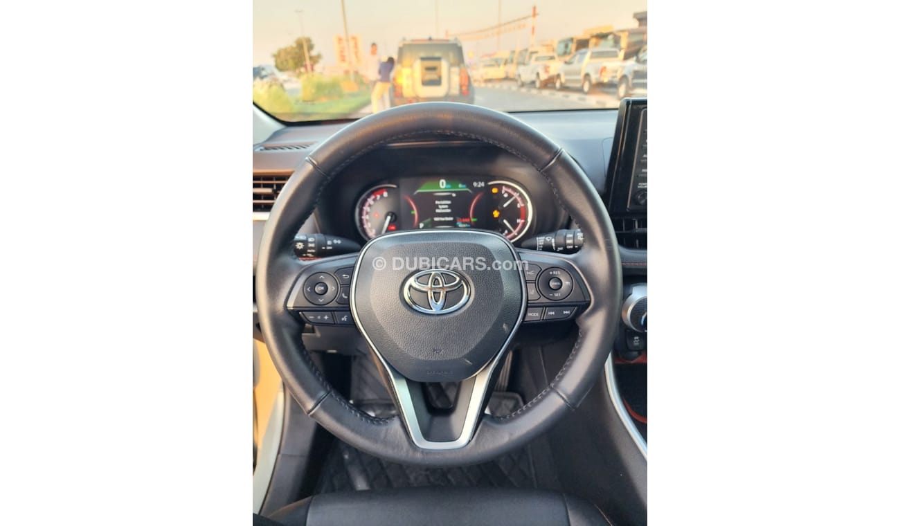 تويوتا راف ٤ Adventure 2.5L 4WD TOYOTA RAV4 Adventure Full Option 2.5L 4WD