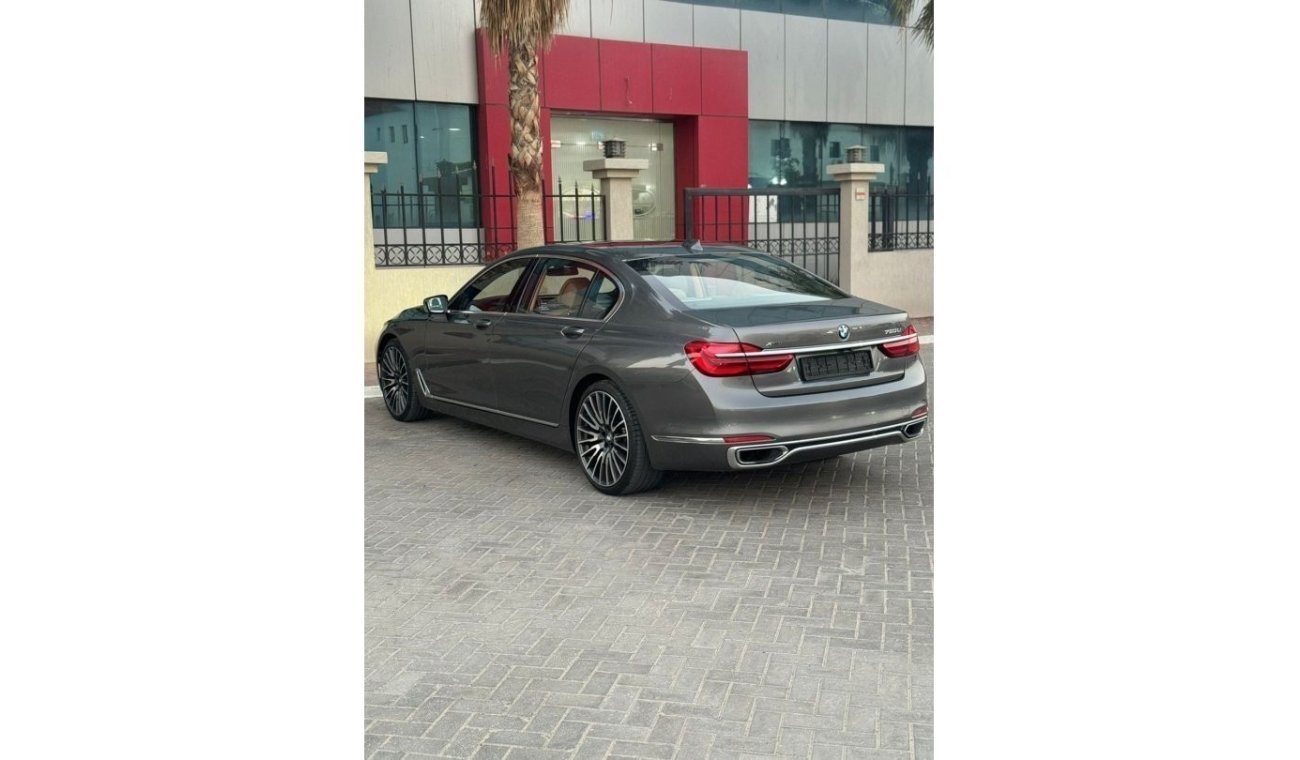 BMW 750Li Luxury Plus