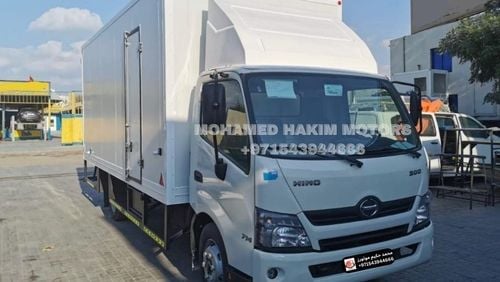 Hino 300 2023 Hino 714  4 Tons with big Box Diesel Manual transmission