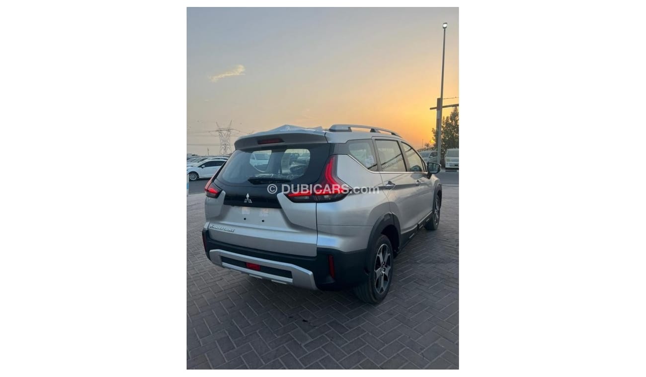 Mitsubishi Xpander XPANDER CROSSE