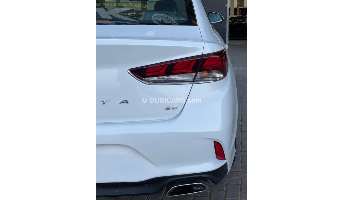 هيونداي سوناتا SE 2.4L SE / 2.4L V4 / BLIND SPOTS / APPEL-ANDROID AUTO / IN PERFECT CONDITION