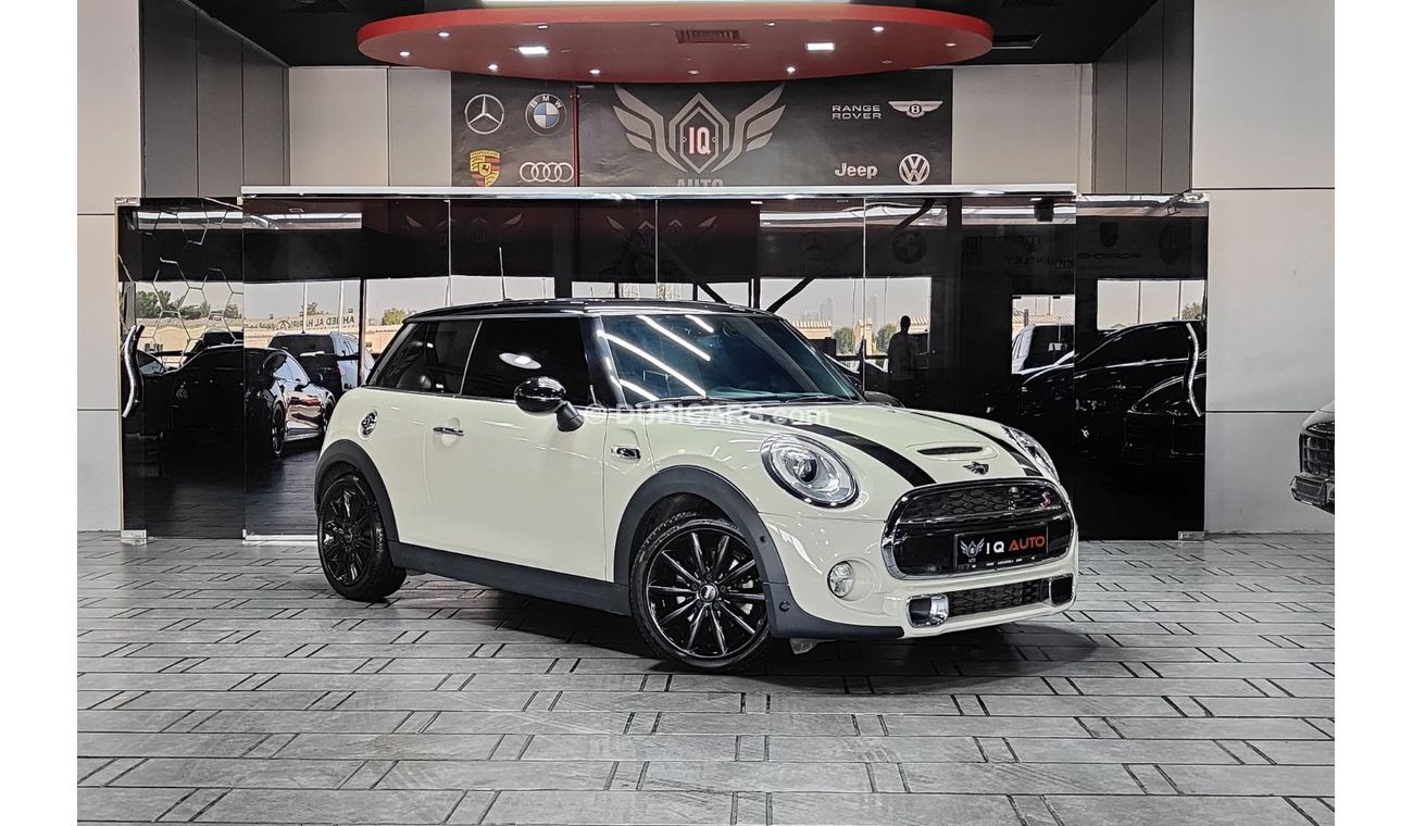 ميني كوبر إس AED 1,200 P.M | 2018 MINI COOPER S | UNDER WARRANTY | LOW KM | ORIGINAL PAINT | GCC