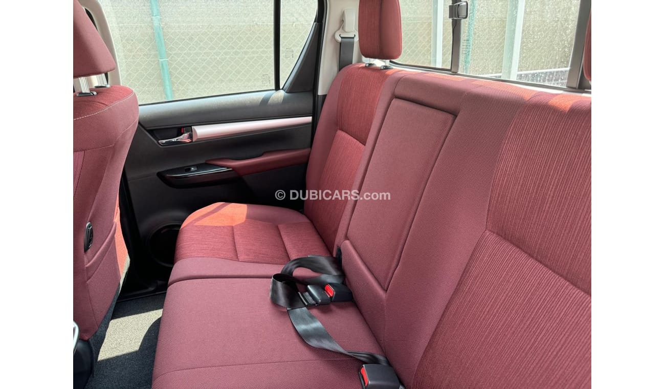 تويوتا هيلوكس HILUX 2.7L GLXS DC AT PETROL 2025