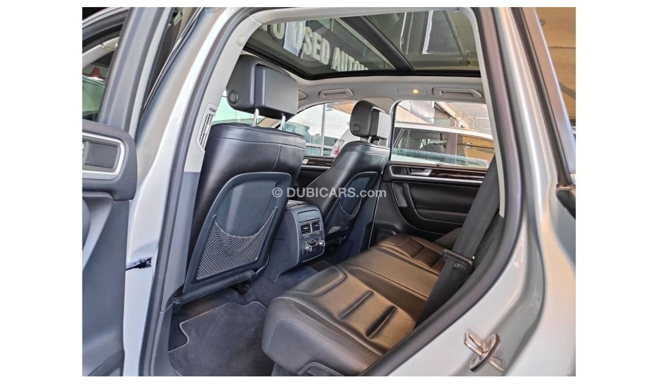 Volkswagen Touareg AED 2,100 P.M | 2015 VOLKSWAGEN TOUAREG SPORT | GCC | 360 *CAMERAS | FULLY LOADED