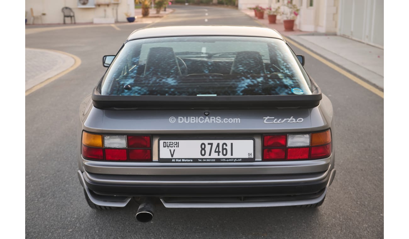 Porsche 944 Turbo with low mileage in excellent condition