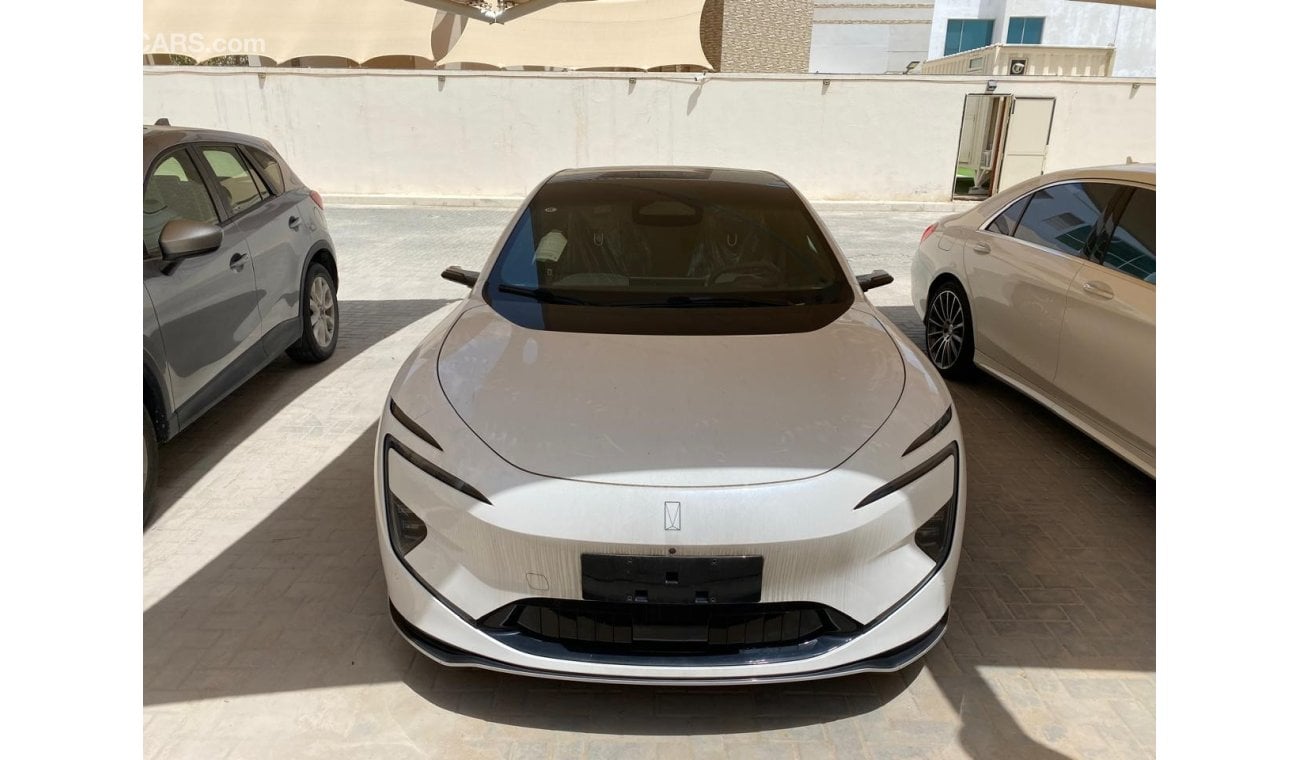 Avatr 12 Avatr 12 2024 RWD Three Lidar Luxury Edition only for local this car register in Abu Dhabi