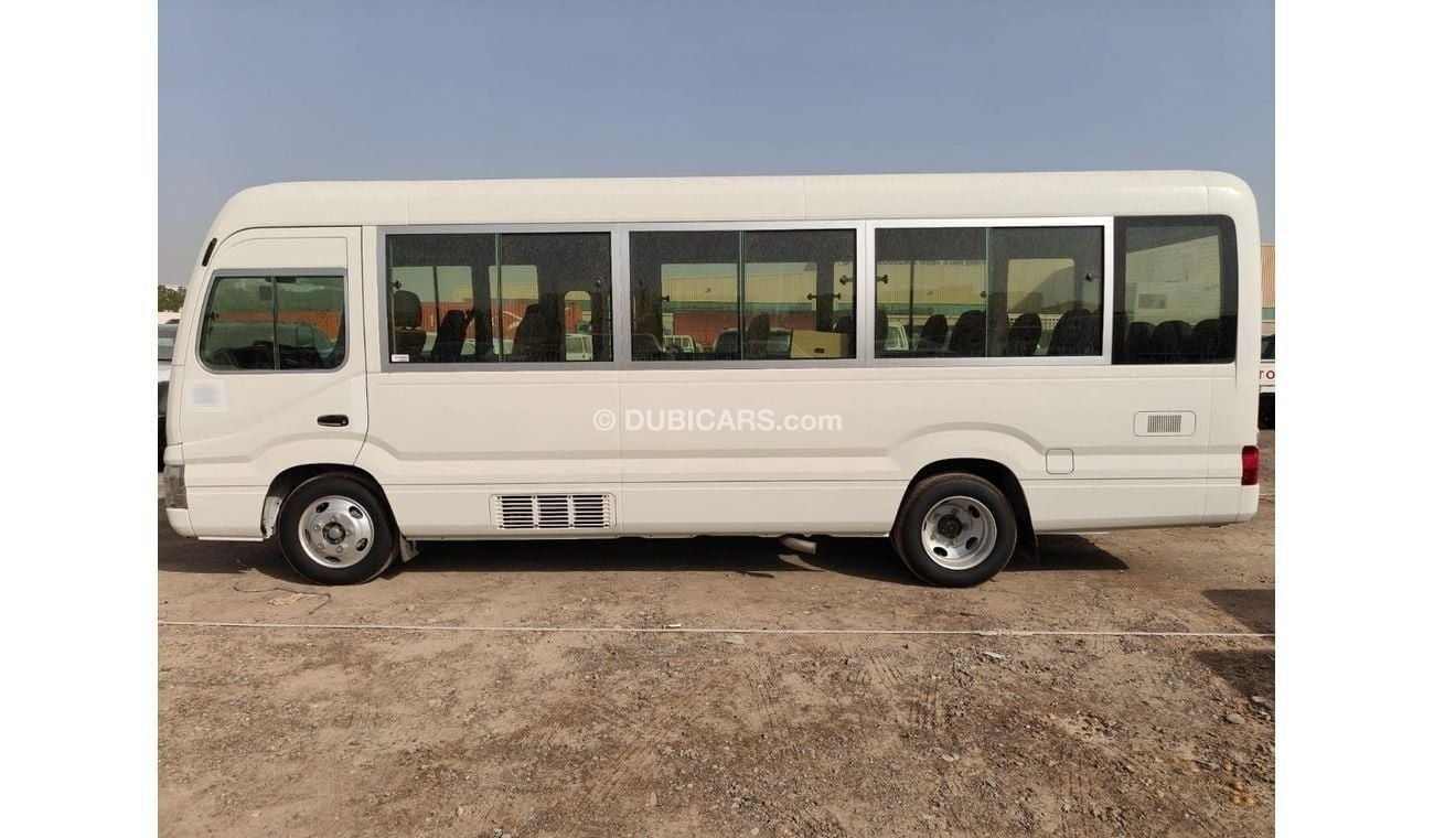 تويوتا كوستر 2025 Toyota Coaster 2.7L 23-Seater 4-Cyl Petrol M/T RWD Export For Africa