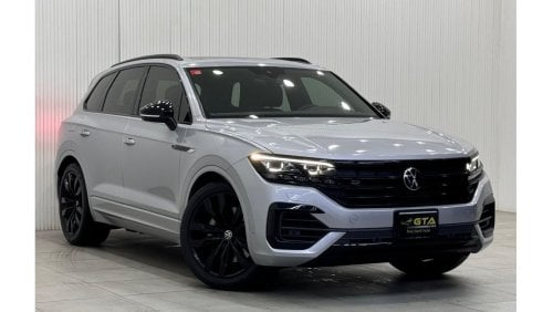 فولكس واجن طوارق 2022 Volkswagen Touareg R-Line Black Edition, Jan 2027 VW Warranty, Full VW Service History, GCC