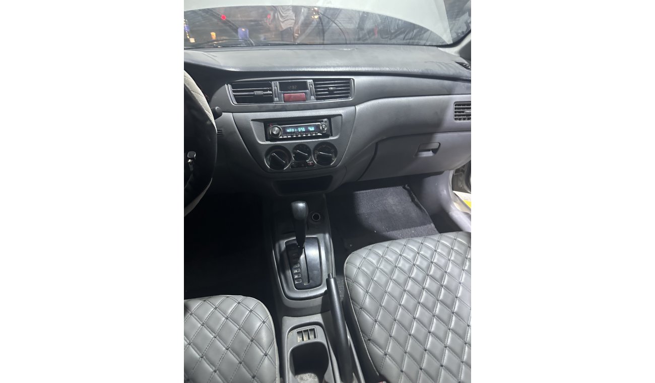 ميتسوبيشي لانسر Mitsubishi lancer good condition 2007