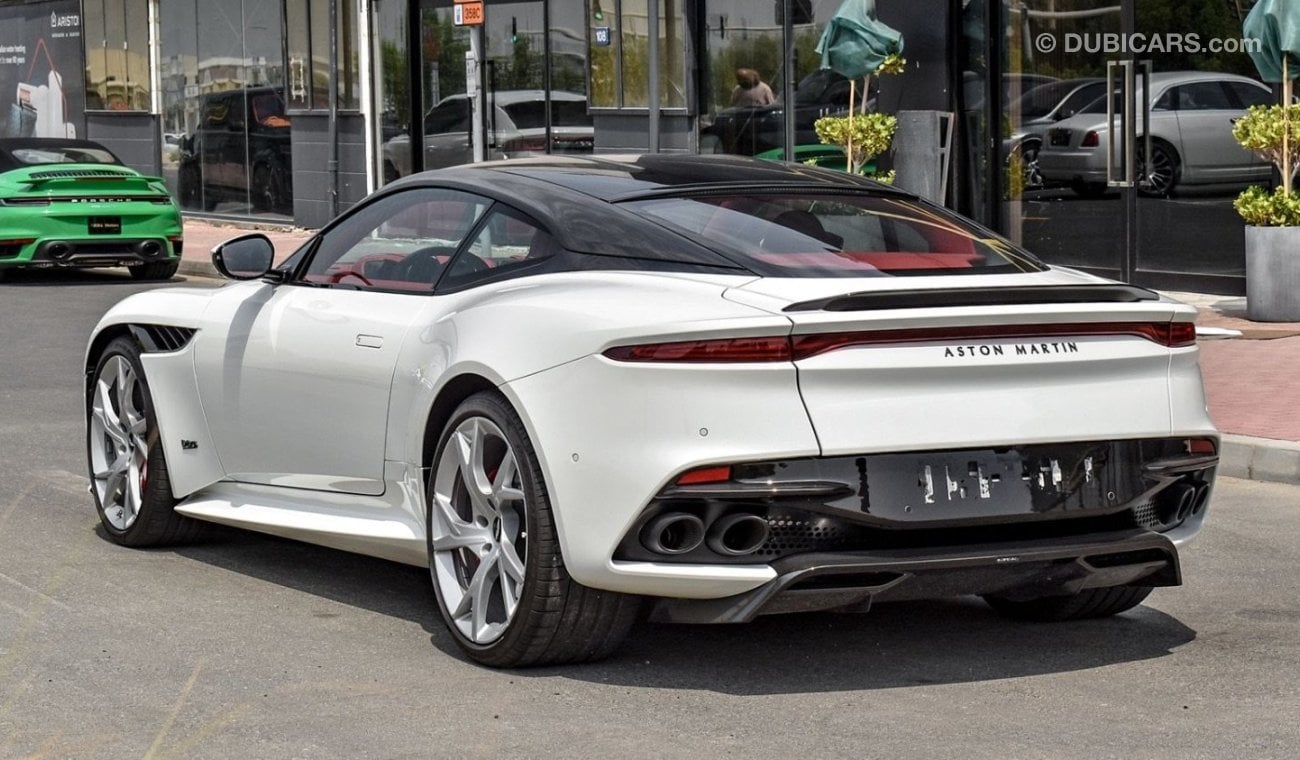 Aston Martin DBS Superleggera 2019 - Superleggra - GCC - 2700KMs Only - Under Warranty