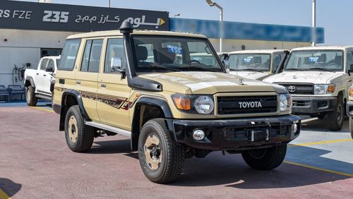 Toyota Land Cruiser Hard Top LX 4.0L V6 M/T