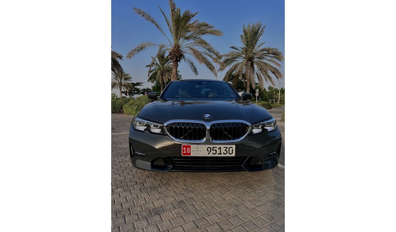 بي أم دبليو 330i