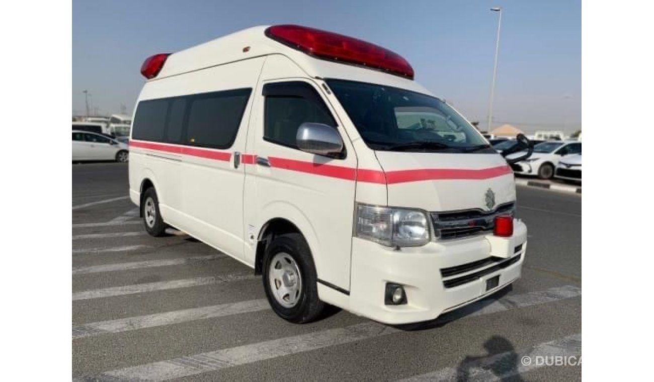 تويوتا هاياس 2012 LHD Petrol Ambulance Top Of The Range Full Options