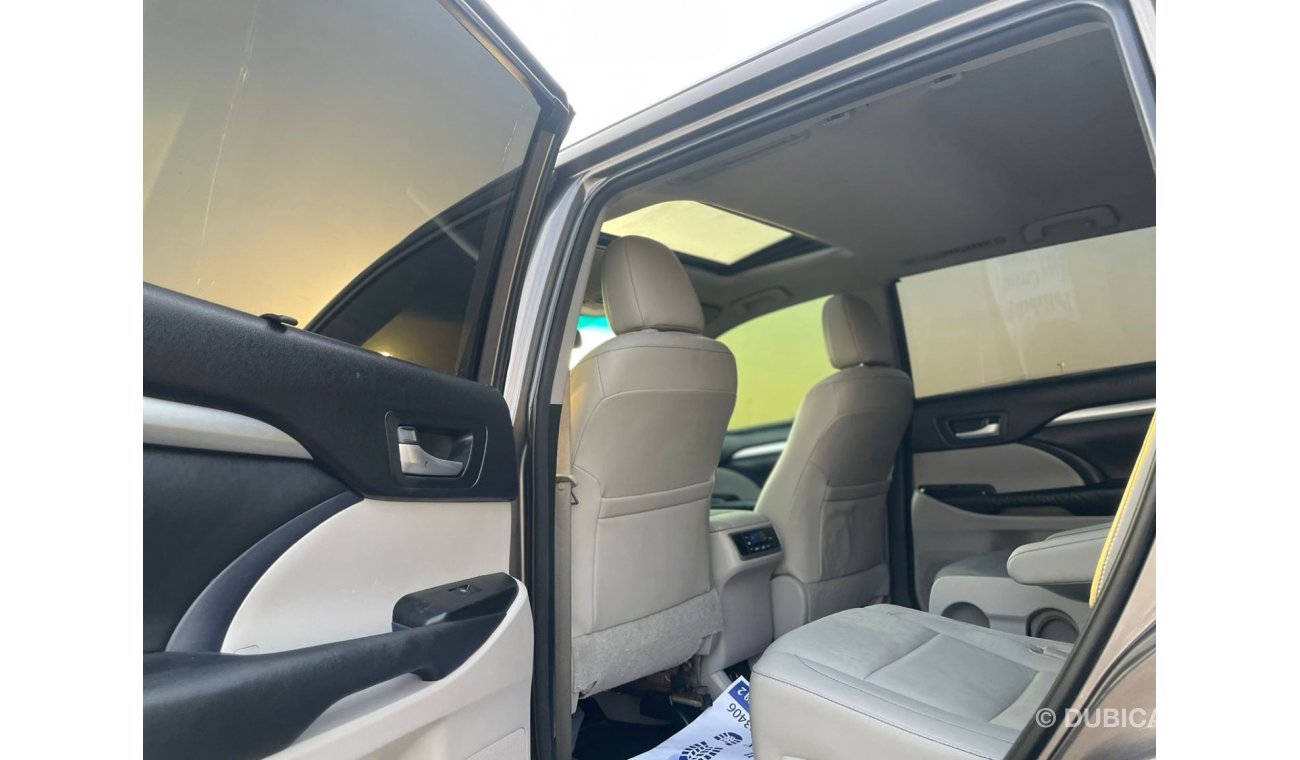 تويوتا هايلاندر 2014 Toyota Highlander XLE 3.5L V6 Full Option 7 Seater  With Side Steps - 90,000 mileage