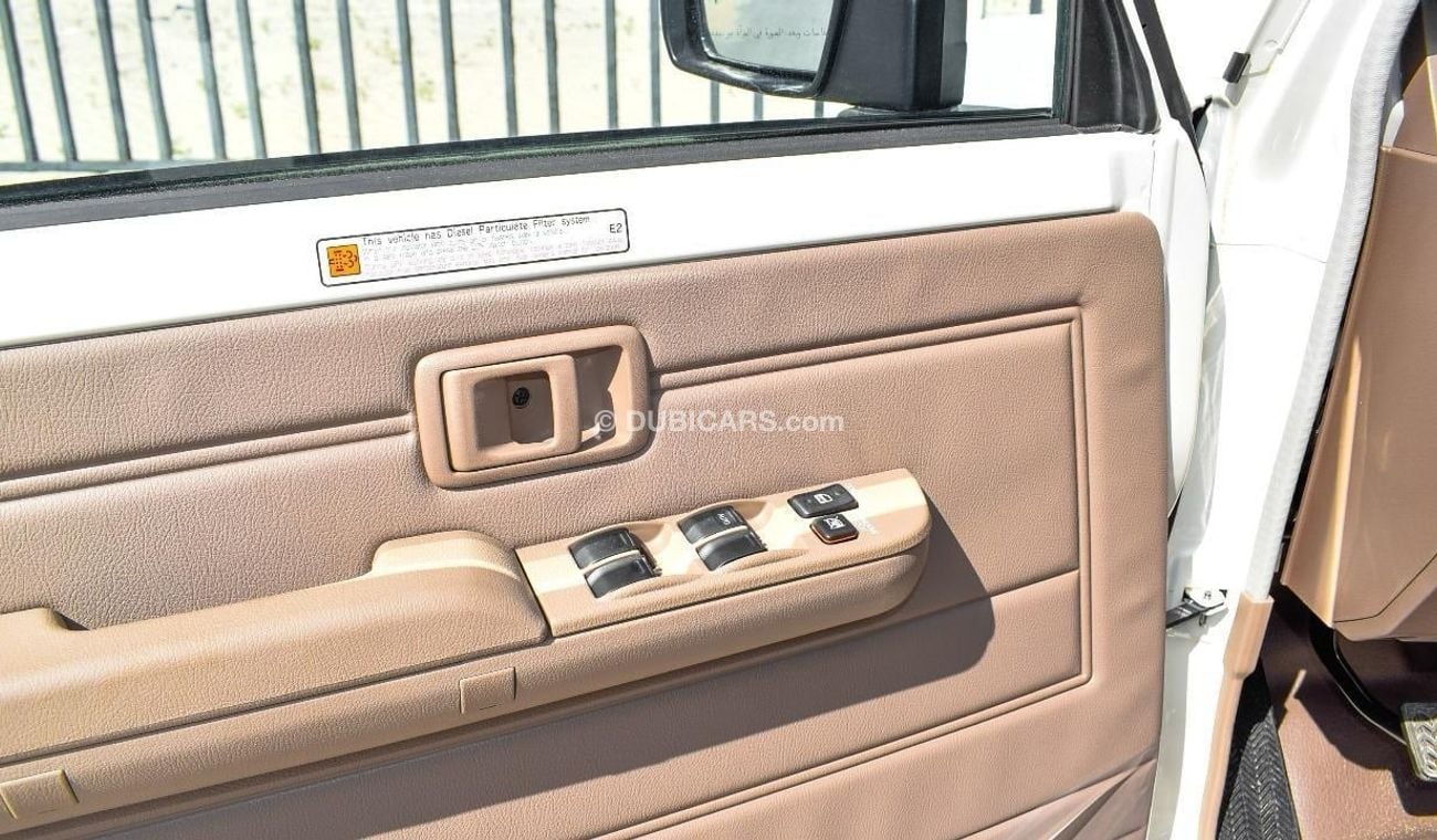 تويوتا لاند كروزر بيك آب 2024 TOYOTA LAND CRUISER PICK UP D/CAB 4.5L V8 MANUAL TRANSMISSION