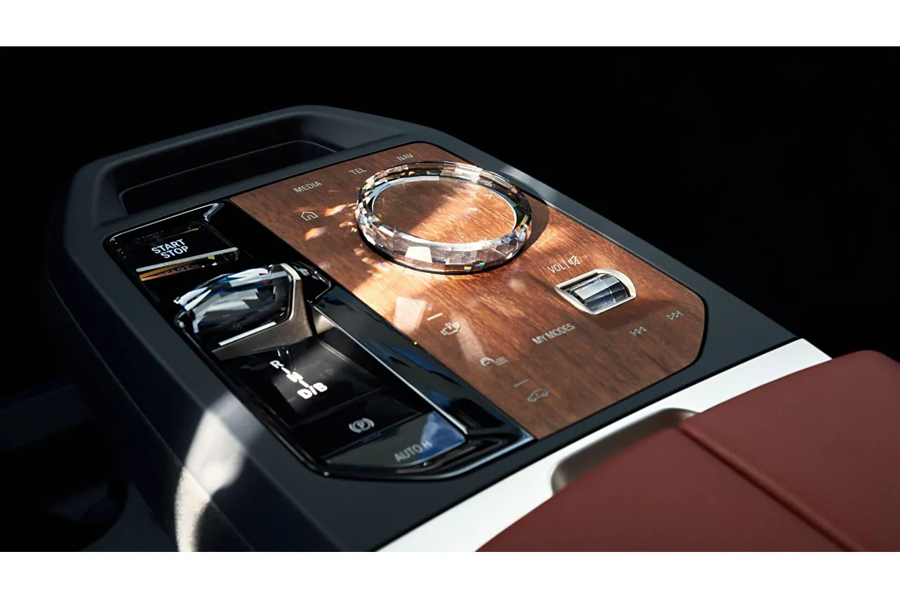 BMW iX interior - Gear and Controls