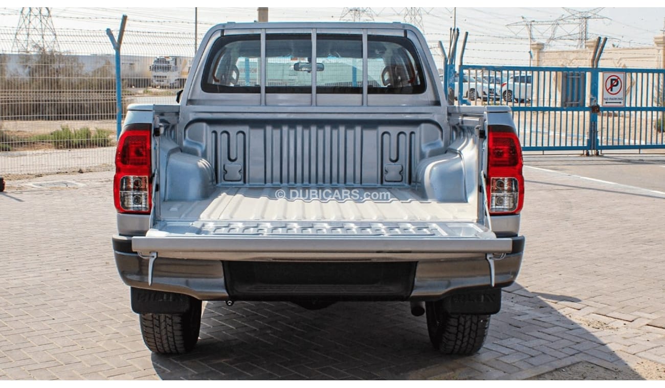 تويوتا هيلوكس HILUX 2.4L MT DIESEL