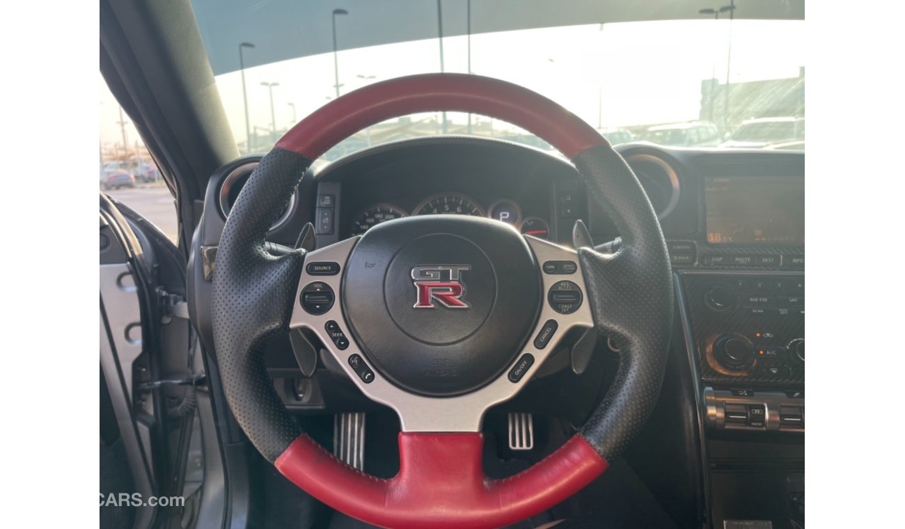 Nissan GT-R Nissan GTR 2009 good condition