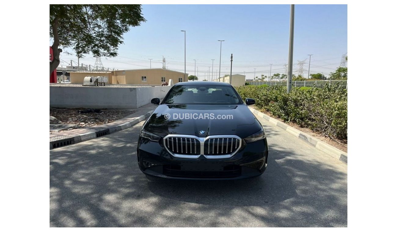 بي أم دبليو 520i BMW 520I 0KM GCC 2024