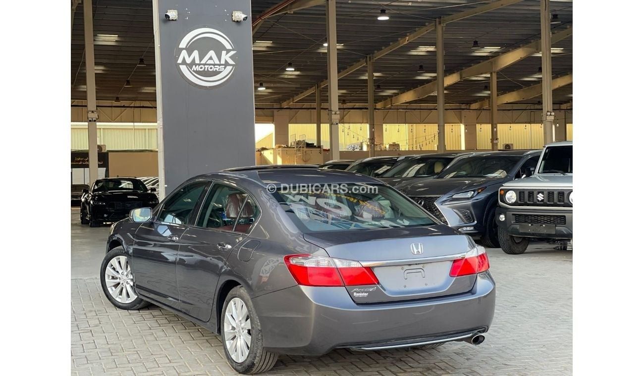 هوندا أكورد DX 2.4L ACCORD 2.4 V4 / LOW MILEAGE / FULL OPTIONS / IN PERFECT CONDITION